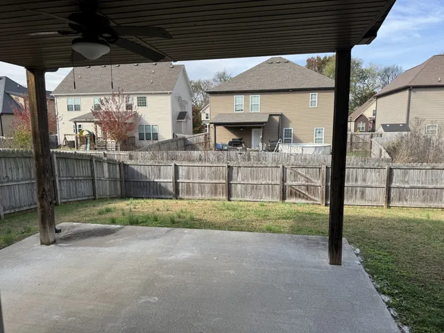 $2,000 | 3776 Windhaven Drive, Clarksville, TN 37040