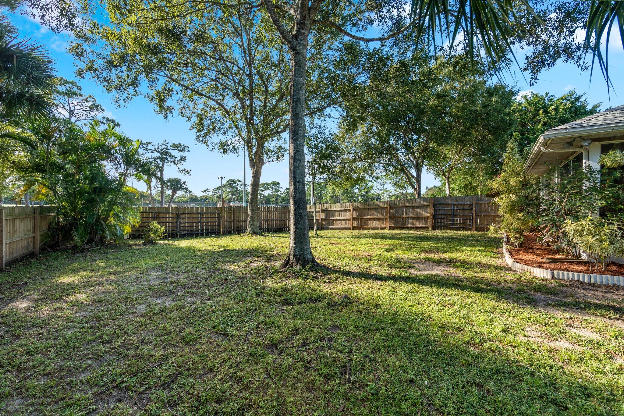 7007 Bayard Road Fort Pierce, FL 34951 - Photo 31 of 42 32-web-or-mls-DSC03614