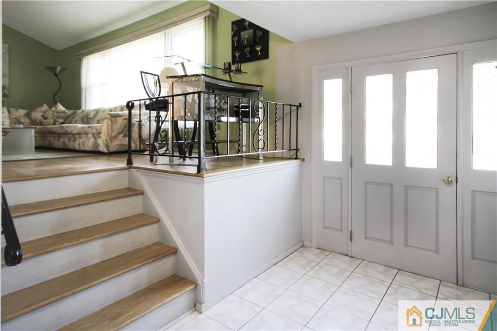 20 Gulf Road East Brunswick, NJ 08816 - Photo 4 of 42 Gallery Image 4