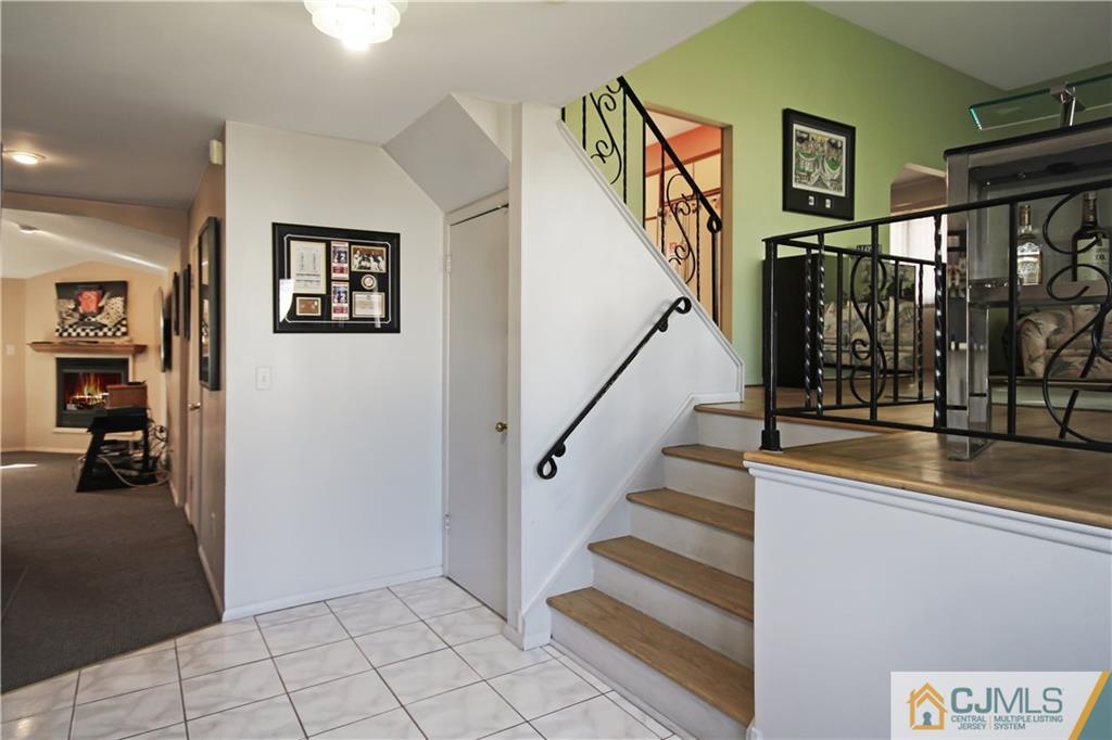 20 Gulf Road East Brunswick, NJ 08816 - Photo 5 of 42 Gallery Image 5
