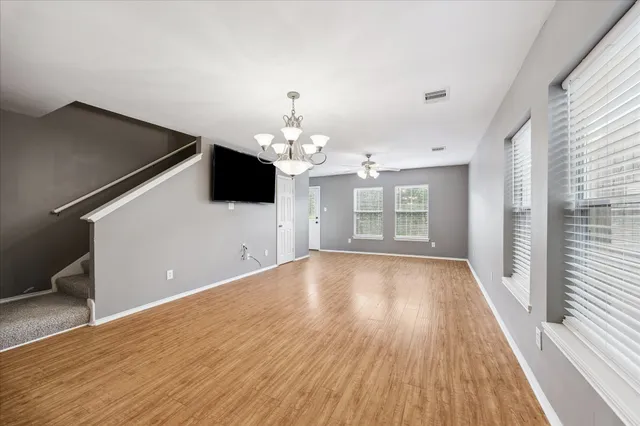 $199,900 | 7007 Woodridge Square Drive, Houston, TX 77087