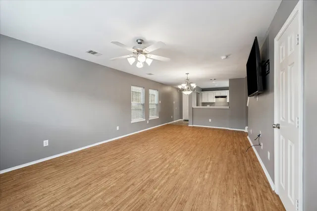 $199,900 | 7007 Woodridge Square Drive, Houston, TX 77087