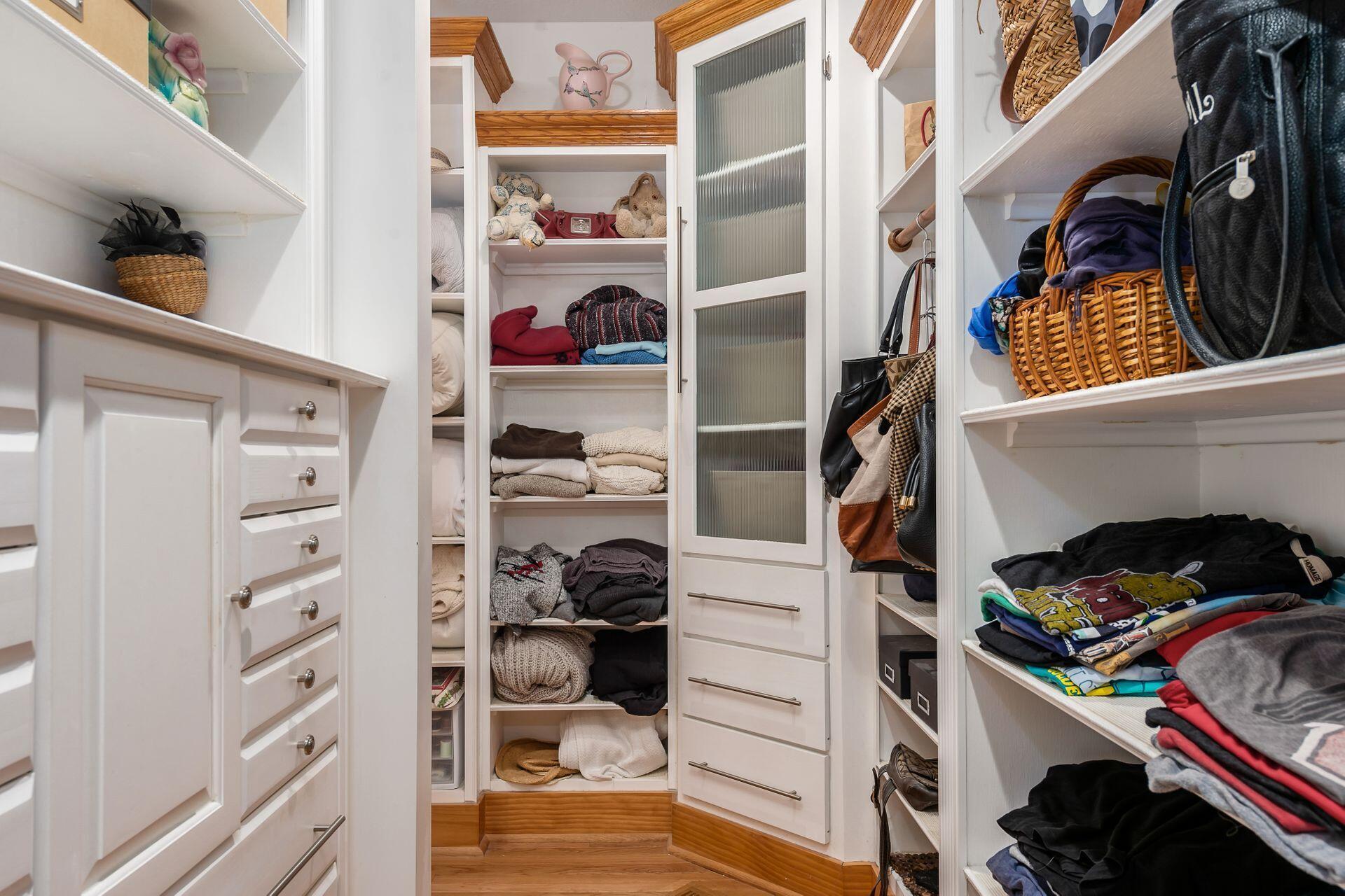4720 Refugee Road Baltimore, OH 43105 - Photo 25 of 74 Master Closet