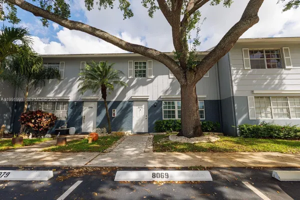 $335,000 | 8069 Southwest 18th Court, Unit 47, Davie, FL 33324