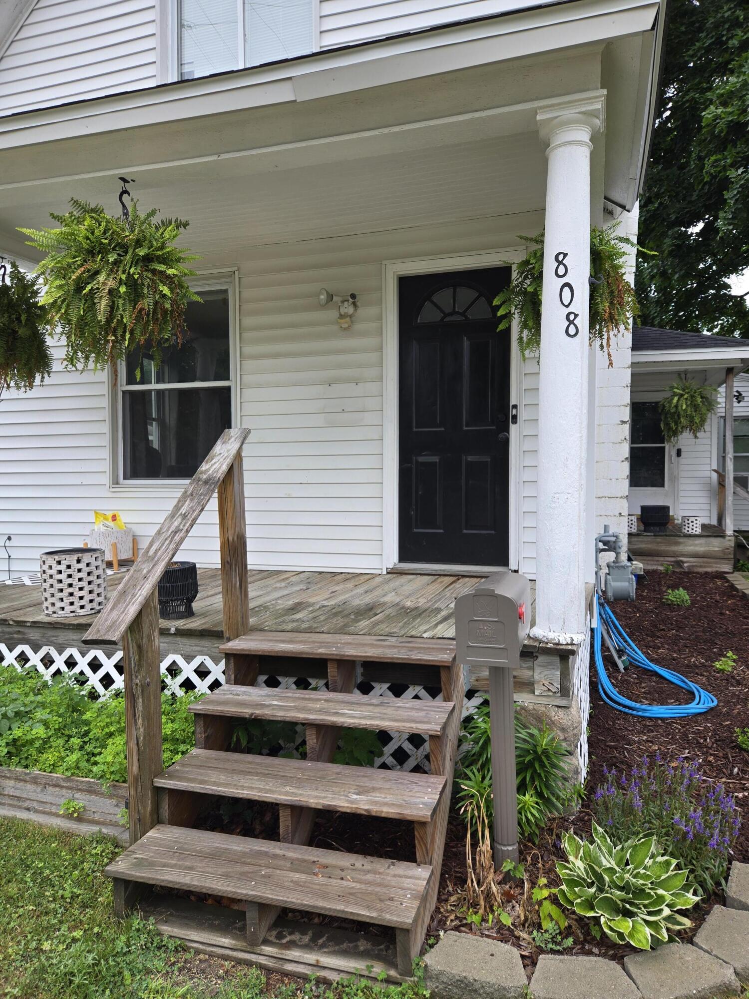 808 Wallace Street Cadillac, MI 49601 - Photo 2 of 40 20250717_105642
