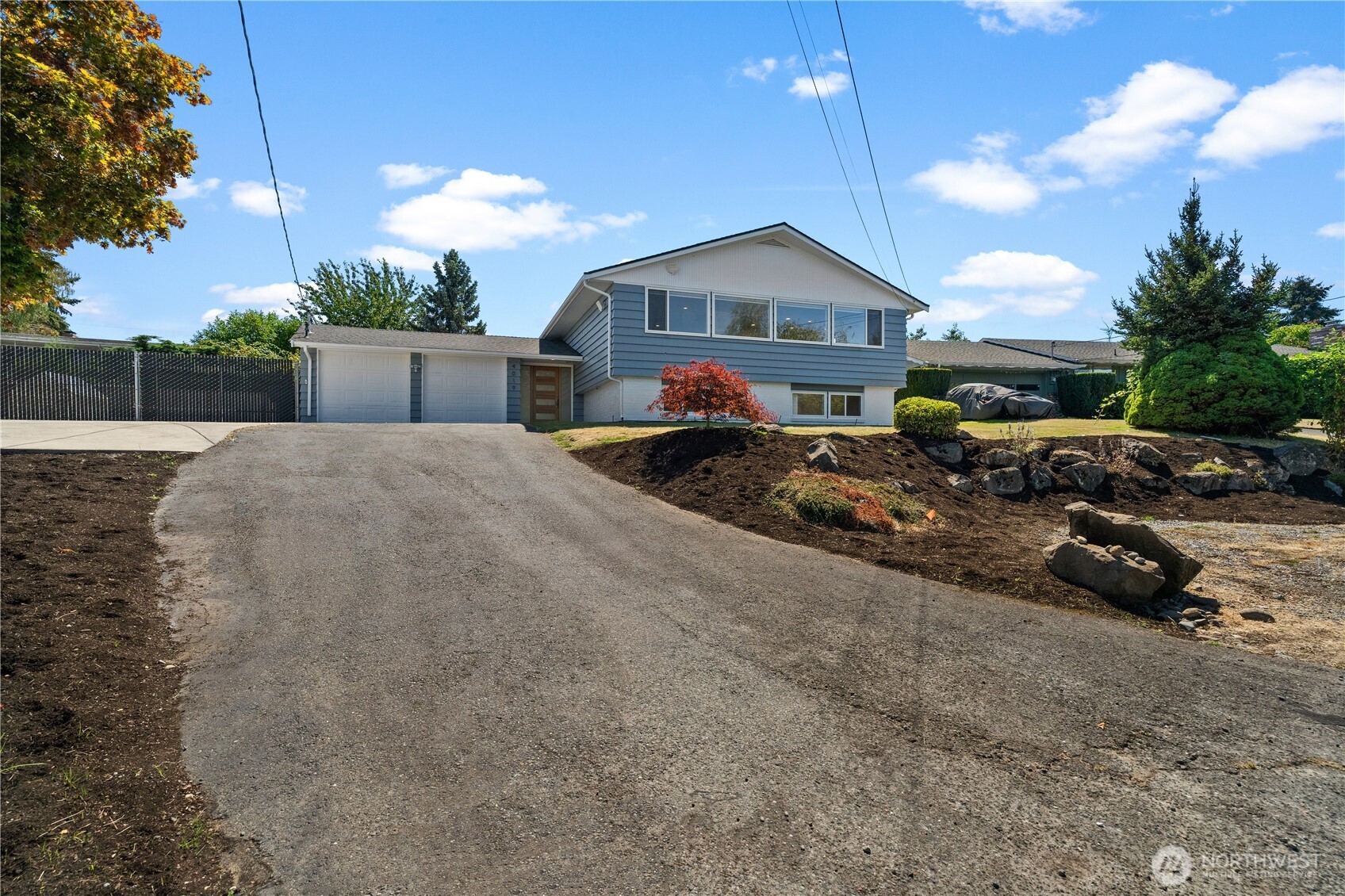 4019 Robin Road West University Place, WA 98466 - Photo 5 of 40 Gallery Image 5
