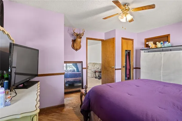 $194,500 | 104 East 4th Street, Stover, MO 65078