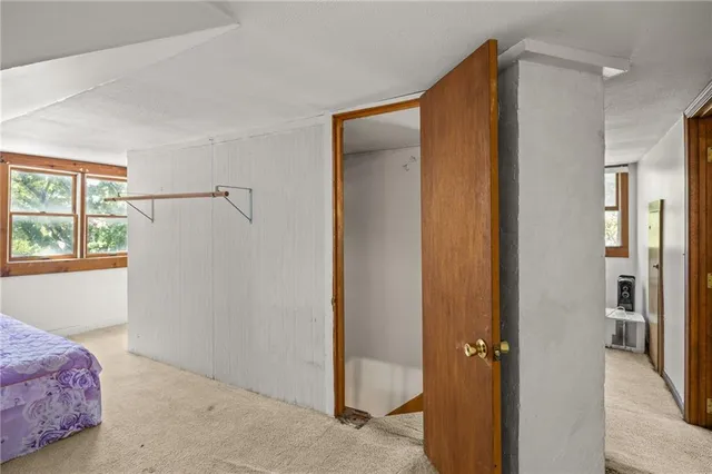 $194,500 | 104 East 4th Street, Stover, MO 65078