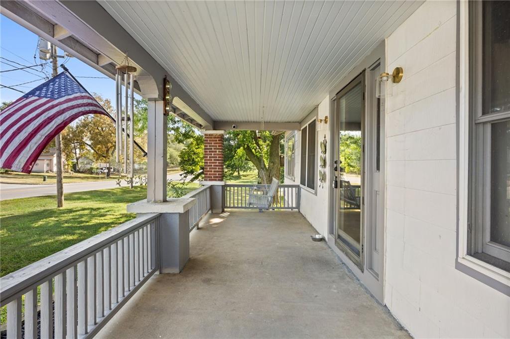 104 East 4th Street Stover, MO 65078 - Photo 8 of 42