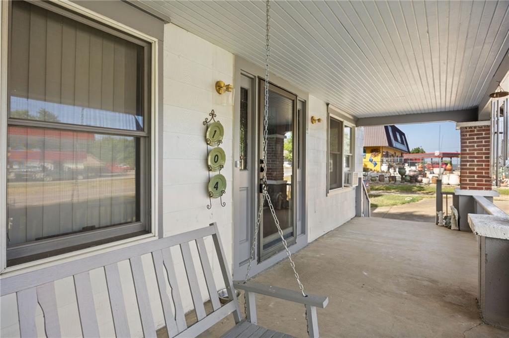 104 East 4th Street Stover, MO 65078 - Photo 9 of 42
