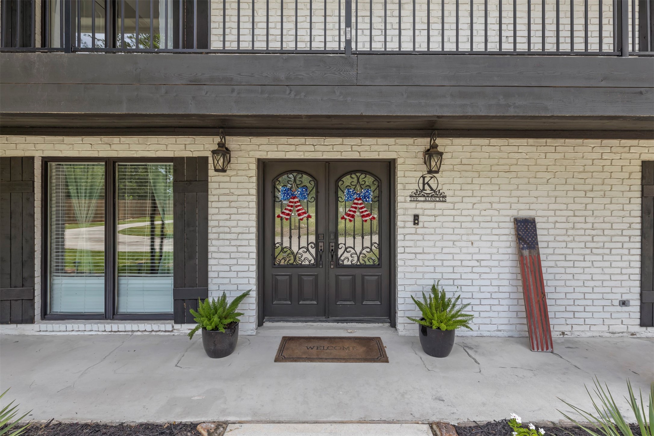 18022 Rogers Road New Waverly, TX 77358 - Photo 6 of 49 Front of Home