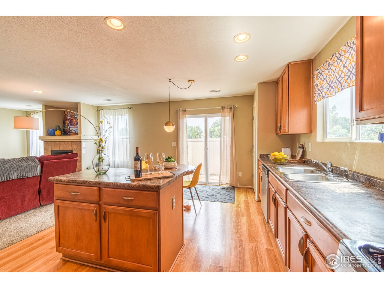 10462 Lower Ridge Road Longmont, CO 80504 - Photo 10 of 28 Gallery Image 10