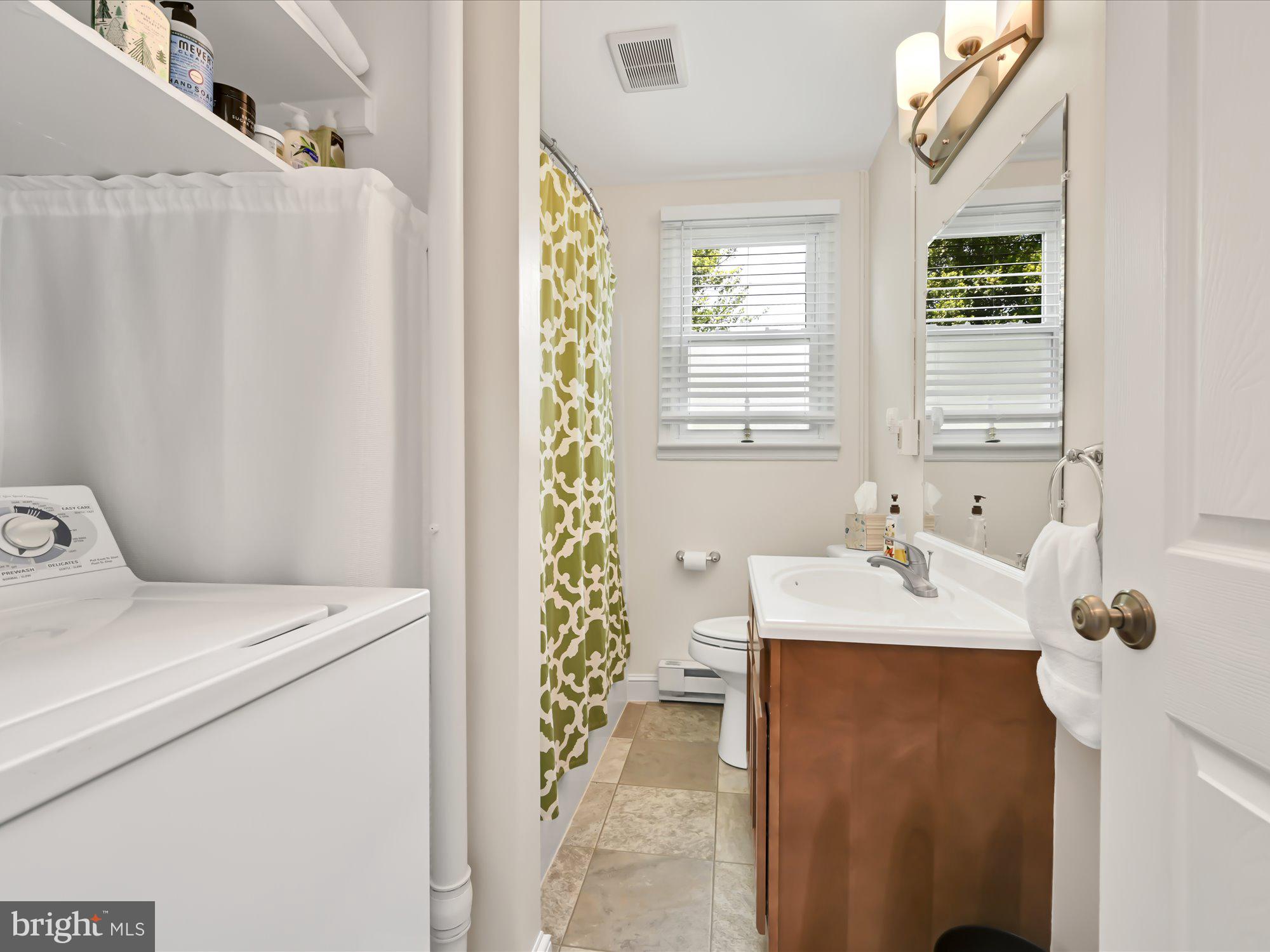81 Arnold Road Enola, PA 17025 - Photo 19 of 25 Bathroom (washer reserved)