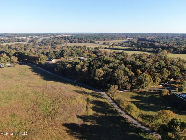 $70,000 | 7 Peyton Road, Holly Springs, MS 38635