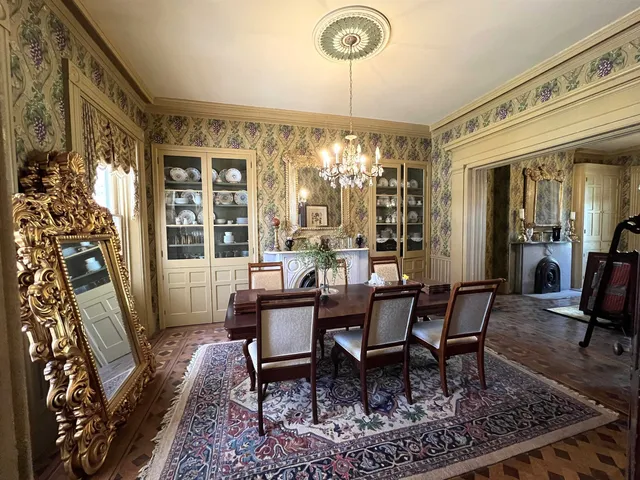 $575,000 | 11373 Highway 20, Galena, IL 61036