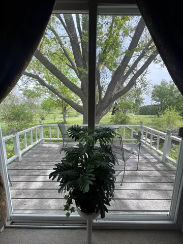 $575,000 | 11373 Highway 20, Galena, IL 61036