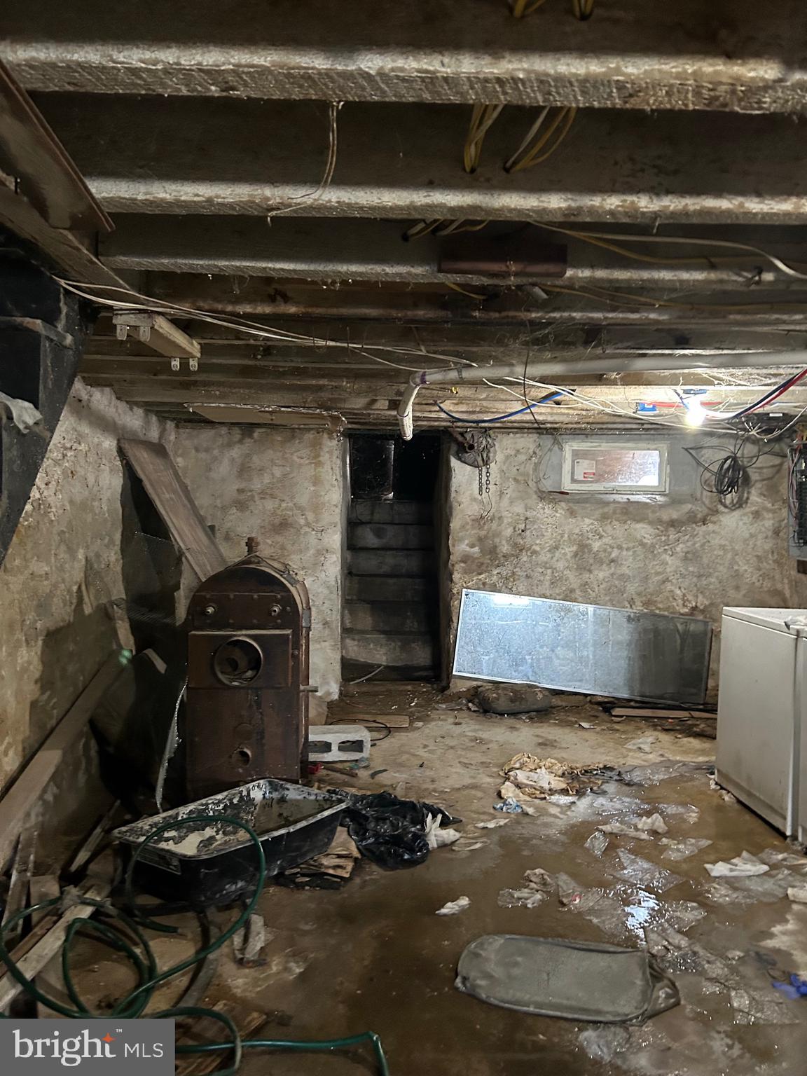 2610 Sylmar Street Philadelphia, PA 19142 - Photo 17 of 25