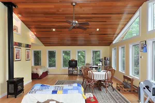 21 Island Road Ashburnham, MA 01430 - Photo 15 of 27 a living room with furniture