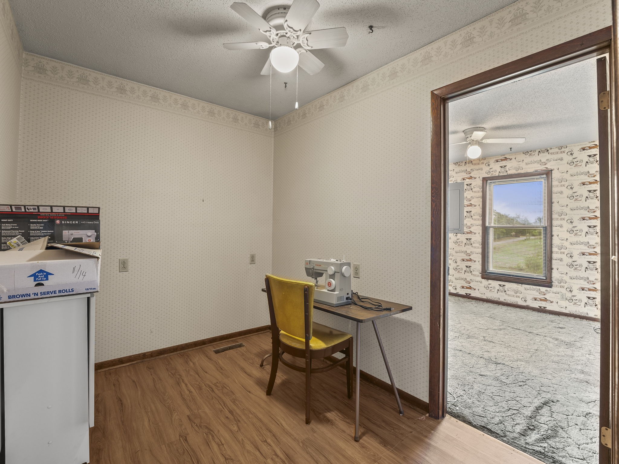 161 Stewarts Chapel Road Flintville, TN 37335 - Photo 35 of 39 a workspace room with furniture and wooden floor