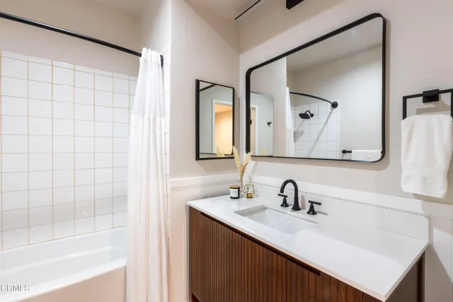 $479,000 | 5135 Zelzah Avenue, Unit 107, Encino, CA 91316