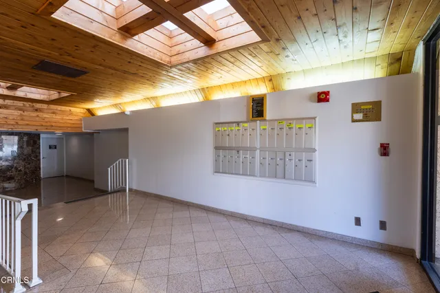 $479,000 | 5135 Zelzah Avenue, Unit 107, Encino, CA 91316