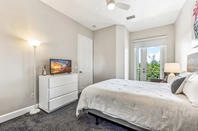 $450,000 | 10301 Coral Landings Lane, Unit 6, Placida, FL 33946