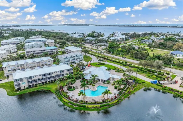 $450,000 | 10301 Coral Landings Lane, Unit 6, Placida, FL 33946