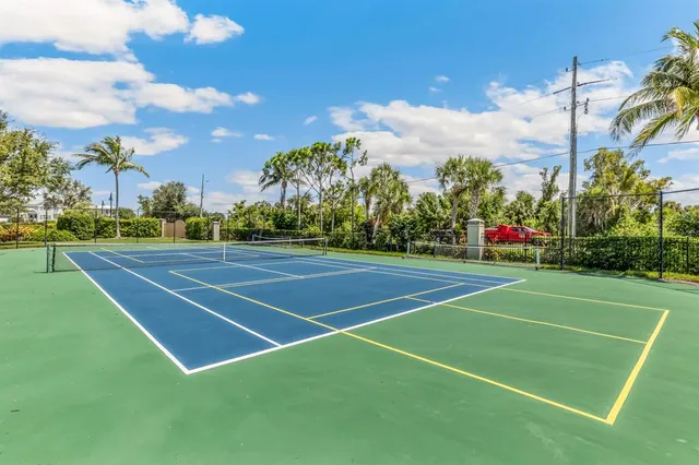 $450,000 | 10301 Coral Landings Lane, Unit 6, Placida, FL 33946