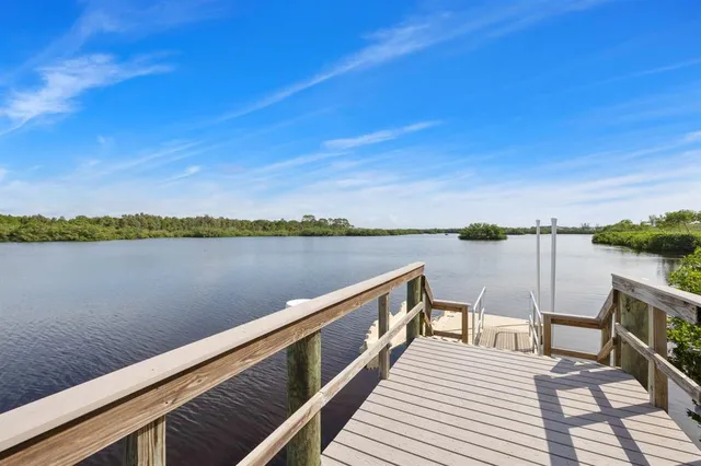 $450,000 | 10301 Coral Landings Lane, Unit 6, Placida, FL 33946