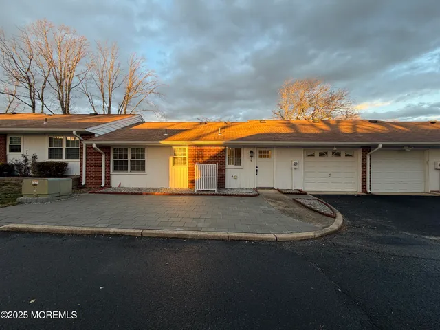 $274,911 | 833 B Inverness Court, Unit B, Lakewood, NJ 08701