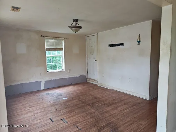 $195,000 | 930 Highway 70, Stacy, NC 28581