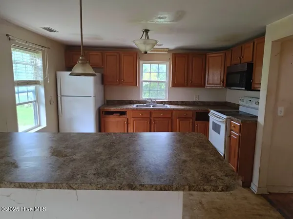 $195,000 | 930 Highway 70, Stacy, NC 28581