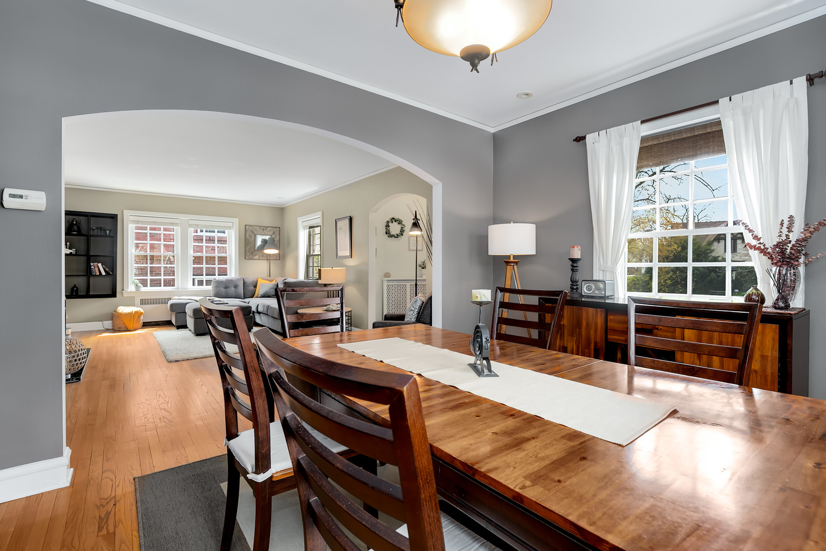 700 Selborne Road Riverside, IL 60546 - Photo 9 of 38