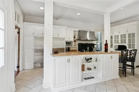 $1,995,000 | 5360 Chestnut Street, New Orleans, LA 70115