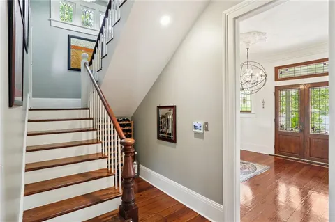 $1,995,000 | 5360 Chestnut Street, New Orleans, LA 70115