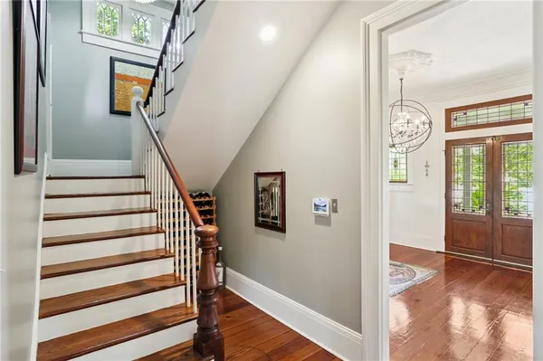 $1,949,000 | 5360 Chestnut Street, New Orleans, LA 70115