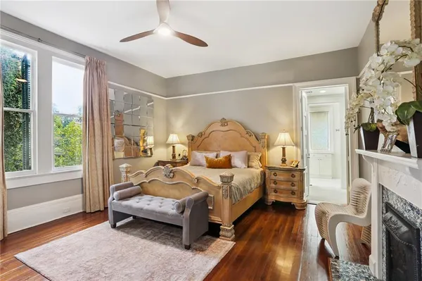 $1,949,000 | 5360 Chestnut Street, New Orleans, LA 70115