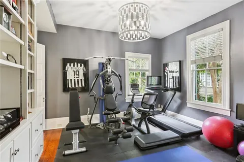 $1,995,000 | 5360 Chestnut Street, New Orleans, LA 70115