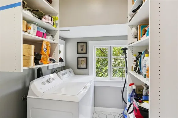 $1,949,000 | 5360 Chestnut Street, New Orleans, LA 70115