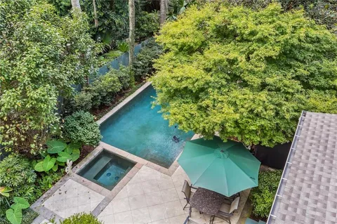 $1,995,000 | 5360 Chestnut Street, New Orleans, LA 70115