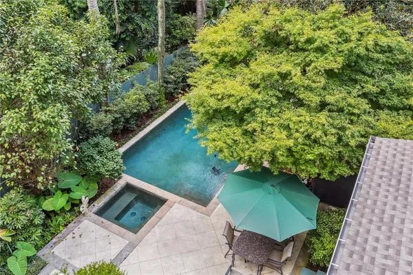 $1,949,000 | 5360 Chestnut Street, New Orleans, LA 70115