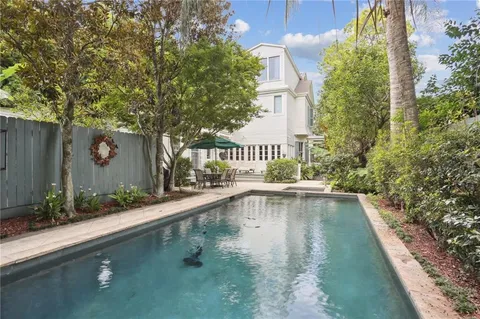 $1,995,000 | 5360 Chestnut Street, New Orleans, LA 70115