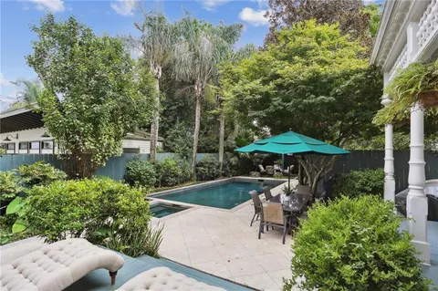 $1,995,000 | 5360 Chestnut Street, New Orleans, LA 70115