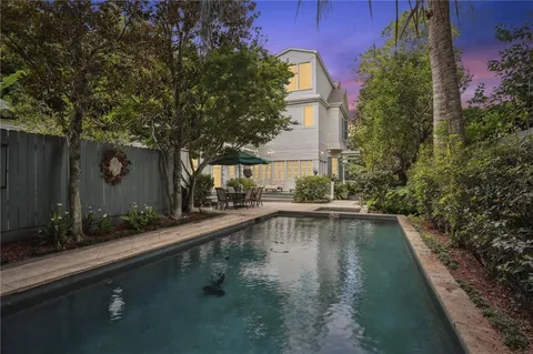 $1,995,000 | 5360 Chestnut Street, New Orleans, LA 70115