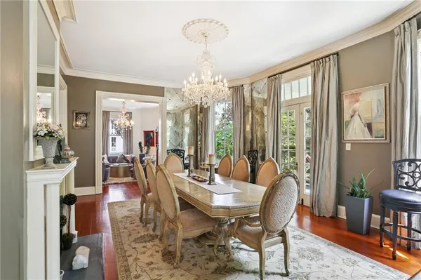 $1,949,000 | 5360 Chestnut Street, New Orleans, LA 70115