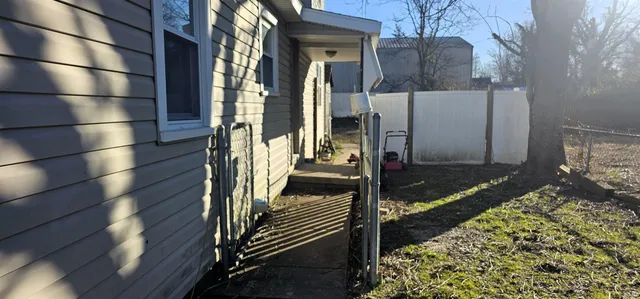 $145,000 | 219 East Taylor Street, Boonville, IN 47601