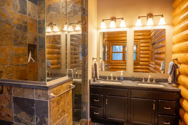 $1,350,000 | N14700 Porter Road, Nekoosa, WI 54457