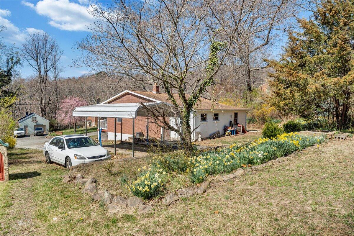 4385 Daugherty Road Salem, VA 24153 - Photo 29 of 36 28-MIB00117