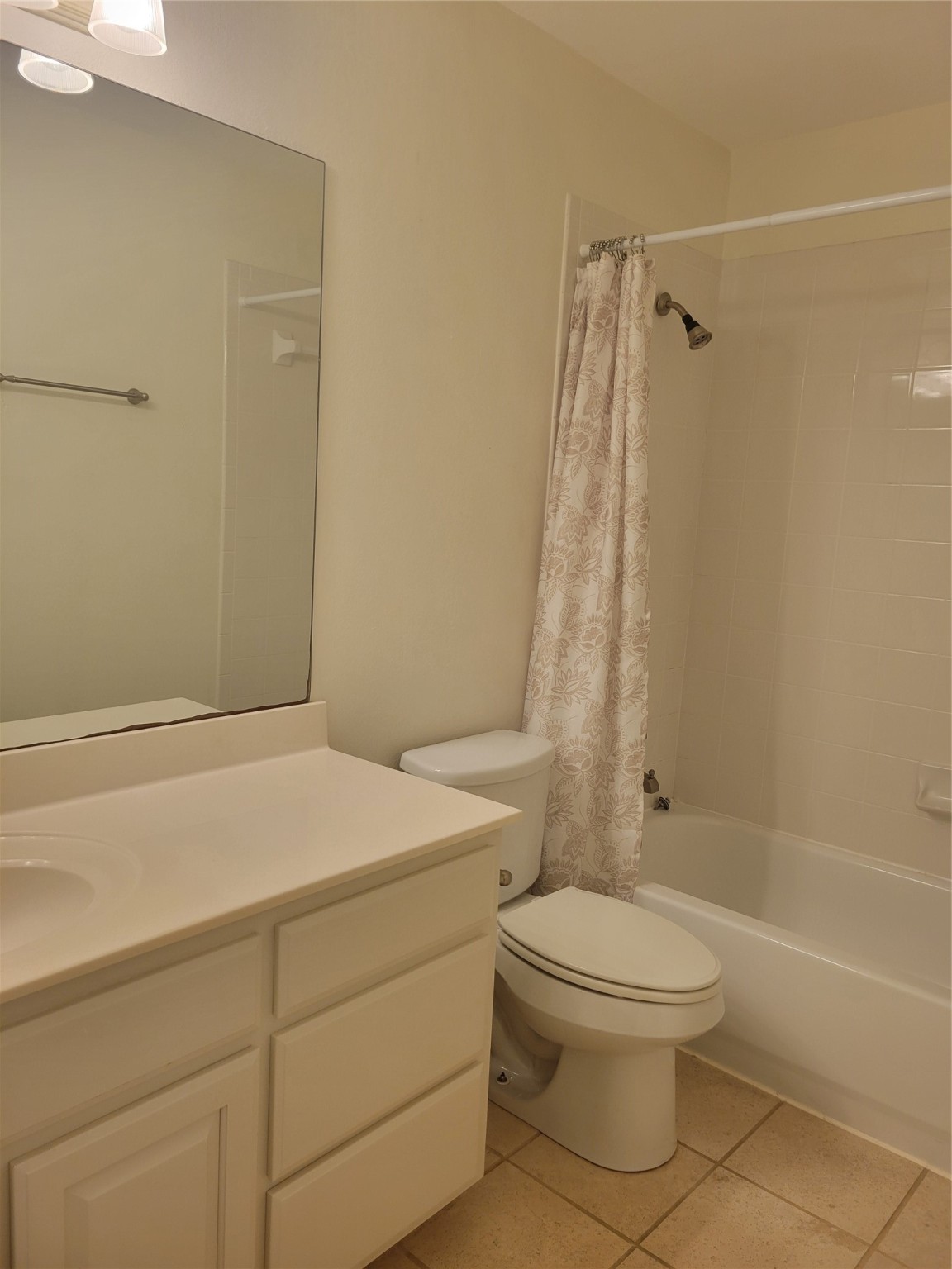 3203 Tom Green Street, Unit 3A Austin, TX 78705 - Photo 27 of 33 a bathroom with a toilet and shower