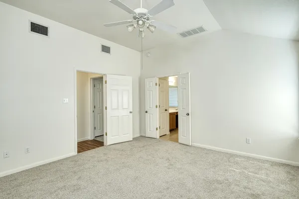 $1,950 | 1020 Downridge Drive, Leander, TX 78641